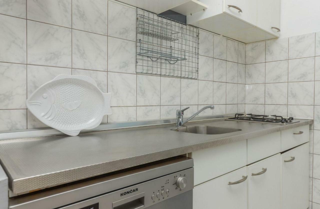 Apartments Adriatic 2 Цриквеница Экстерьер фото